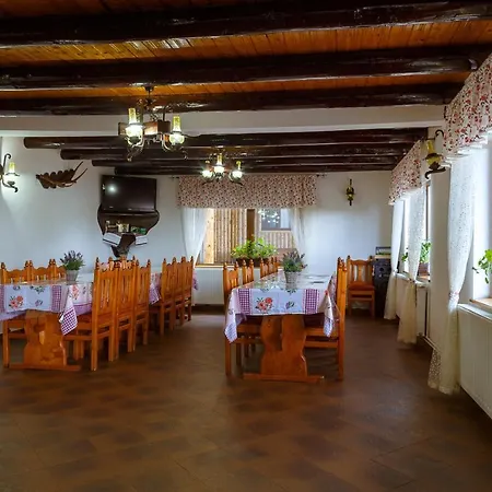 Casa Bangala Din Fundata *